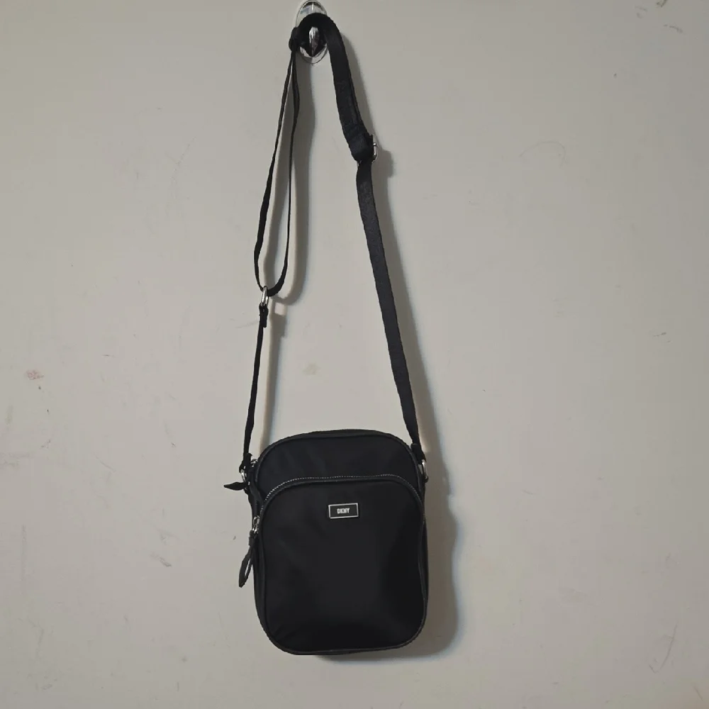 DKNY Men's Black Messenger Bag